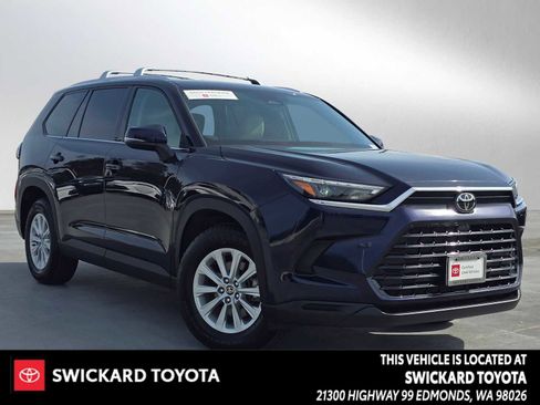 Used 2024 Toyota Grand Highlander AWD image 1