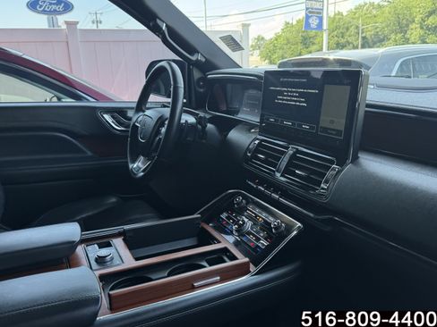 Used 2023 Lincoln Navigator Reserve AWD/4WD image 28