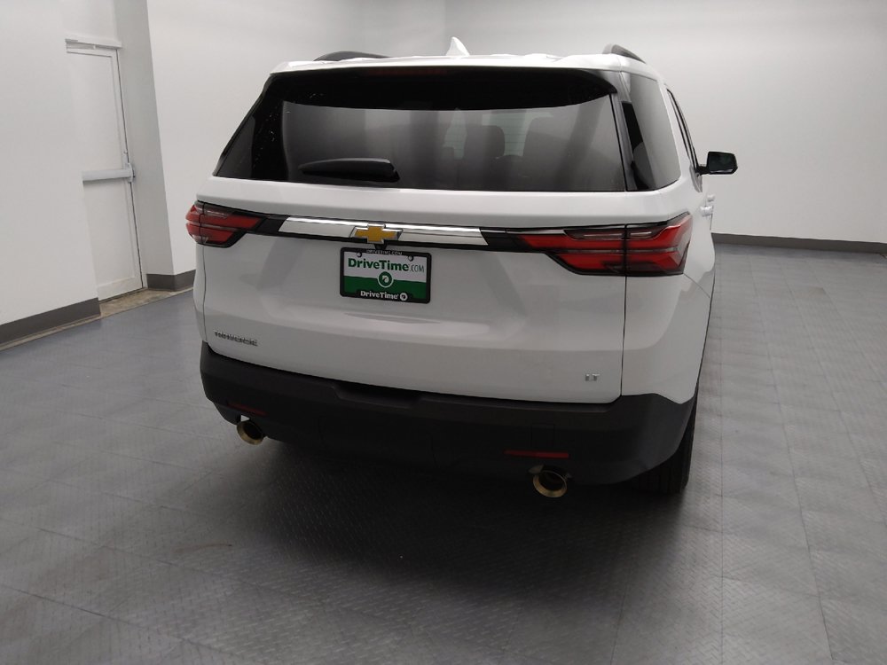 Used 2023 Chevrolet Traverse LT FWD image 7