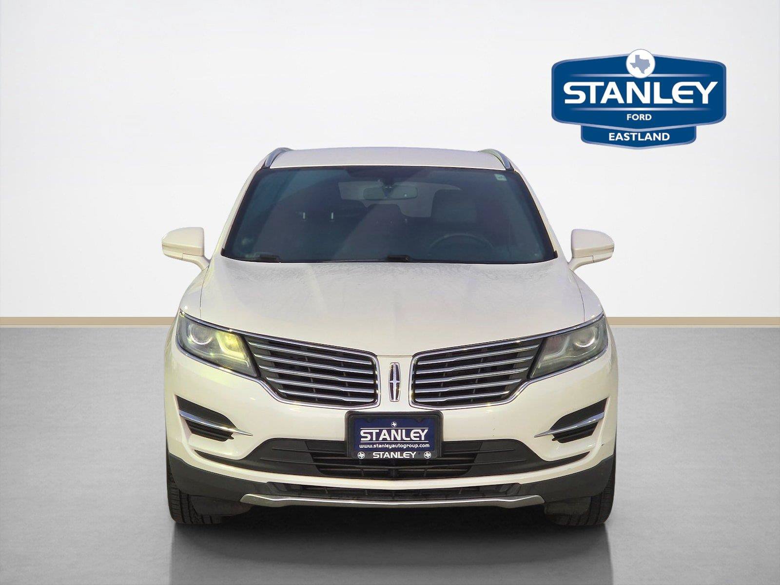 Used 2016 Lincoln MKC Premiere FWD image 2
