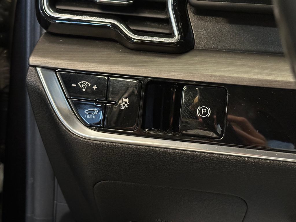 Used 2023 Kia Sportage X-Line w/ X-Line Premium Package AWD/4WD image 18