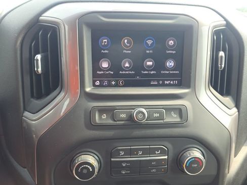 Used 2020 Chevrolet Silverado 2500 Custom w/ Custom Value Package AWD/4WD image 17