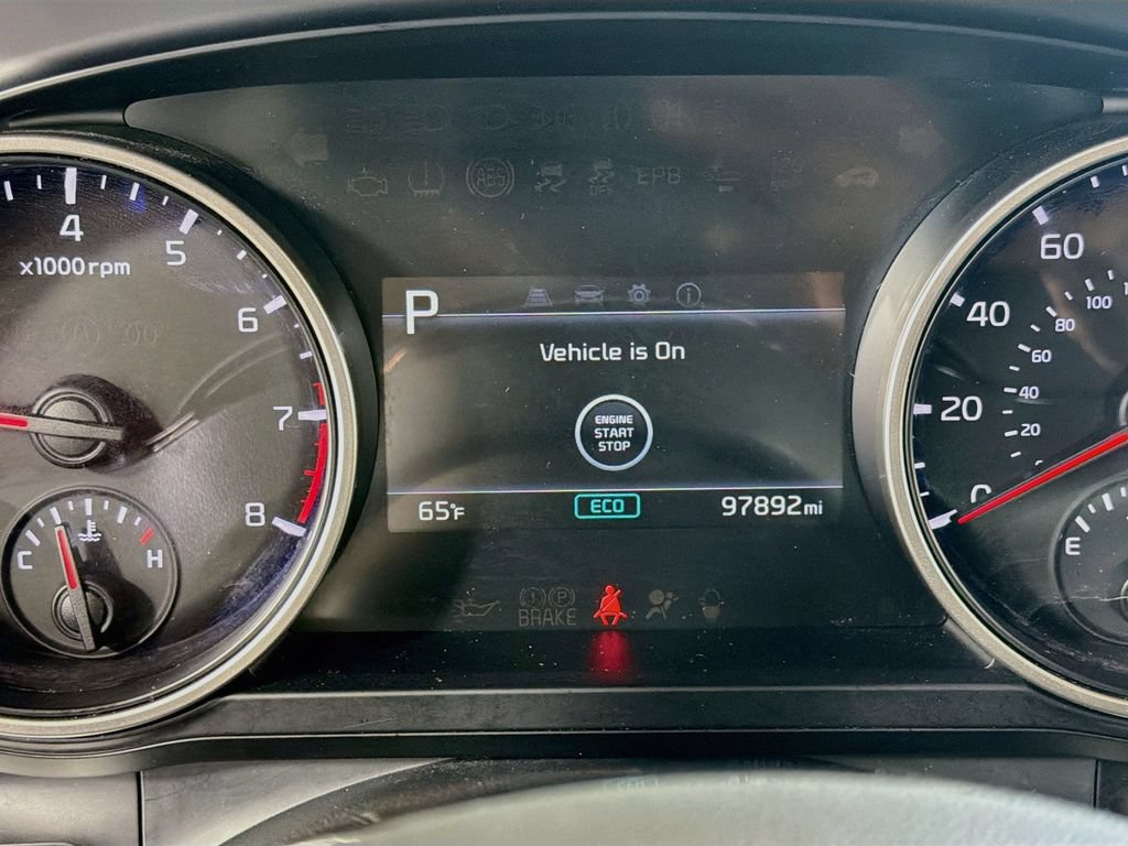 Used 2022 Kia Carnival LX FWD image 14