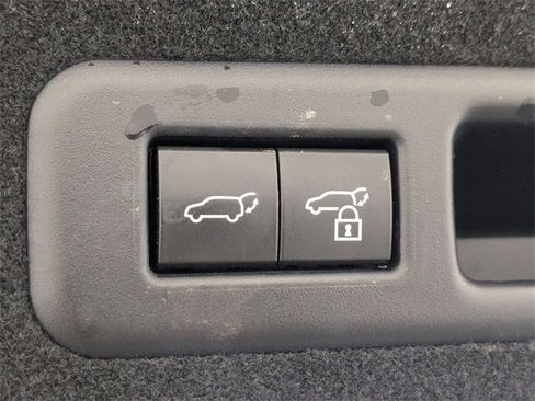 Used 2022 Lexus RX 350L FWD w/ Premium Package image 30