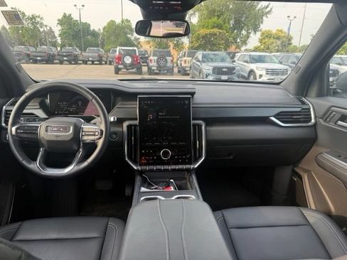 Used 2024 GMC Acadia Elevation w/ Black Edition AWD/4WD image 2