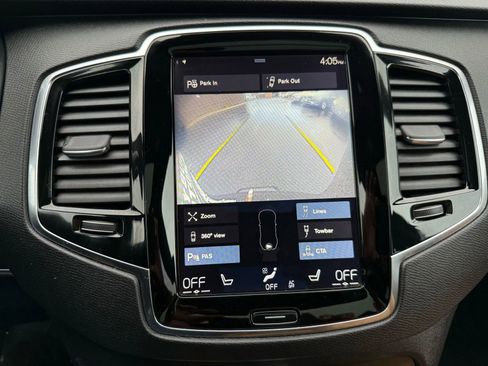 Used 2018 Volvo XC90 T6 Momentum w/ Convenience Package AWD/4WD image 19