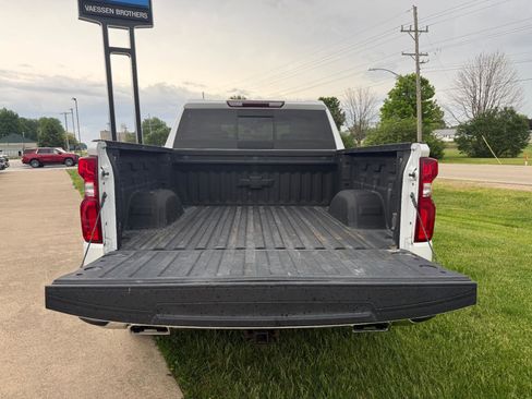 Used 2022 Chevrolet Silverado 1500 LTZ AWD/4WD image 11