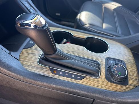 Used 2017 GMC Acadia Denali w/ LPO, Cargo Package AWD/4WD image 33