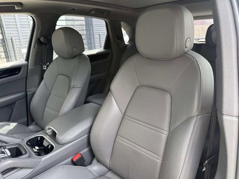 Certified 2023 Porsche Cayenne image 20