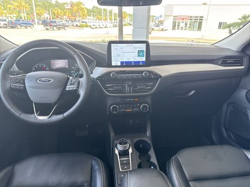 Used 2022 Ford Escape SEL AWD/4WD image 27