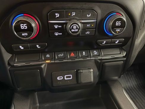 Used 2021 Chevrolet Silverado 1500 RST image 24