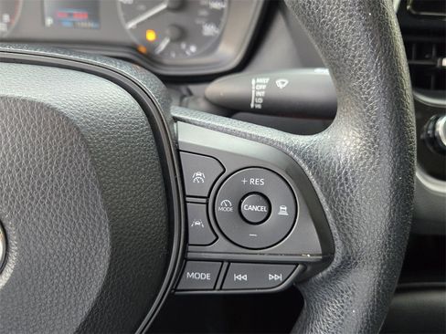 Used 2023 Toyota Corolla LE image 26