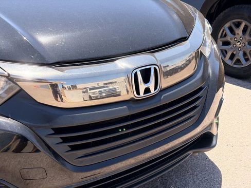 Used 2022 Honda HR-V EX image 4