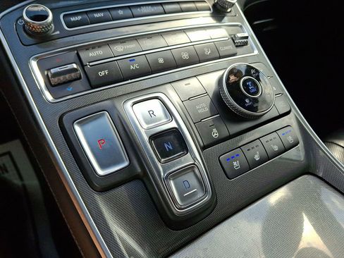 Used 2022 Hyundai Santa Fe Calligraphy image 18