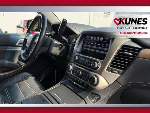 Used 2018 GMC Yukon Denali AWD/4WD image 39
