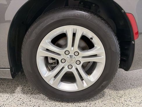 Used 2021 Dodge Charger SXT w/ Leather Interior Group image 29