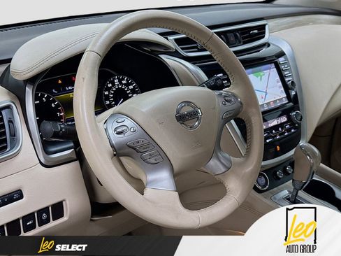 Used 2015 Nissan Murano Platinum w/ Platinum Technology Package AWD/4WD image 11