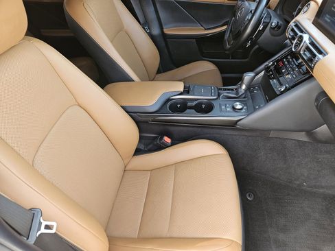 Used 2022 Lexus IS 300 w/ Comfort Package image 14