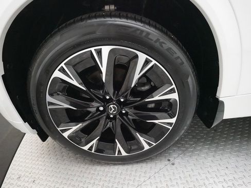 Certified 2025 MAZDA CX-90 3.3 Turbo S w/ Premium Plus image 26