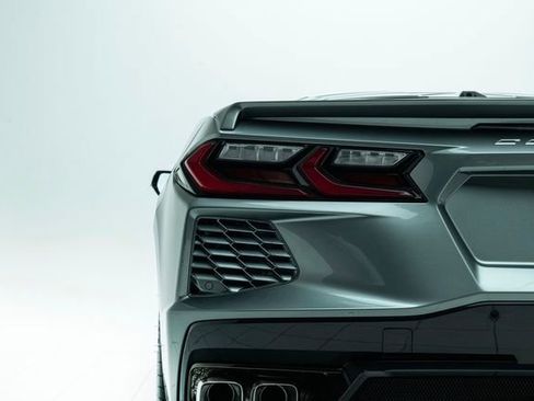 Used 2024 Chevrolet Corvette Stingray Coupe w/ Chrome Exterior Badge Package image 18