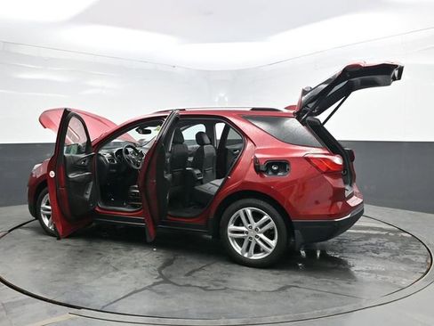 Used 2018 Chevrolet Equinox Premier AWD/4WD image 35