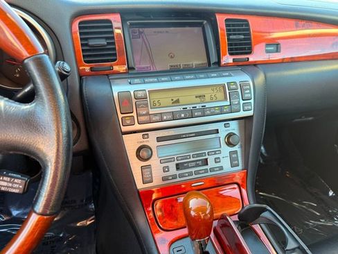 Used 2002 Lexus SC 430 Convertible RWD image 22