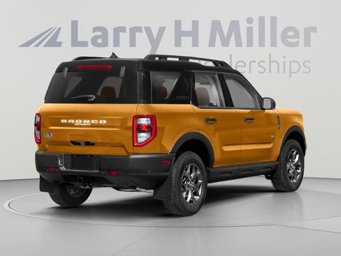 Used 2023 Ford Bronco Sport Badlands AWD/4WD image 2