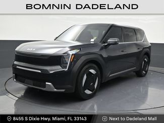 Used 2026 Kia EV9 Light RWD video 1
