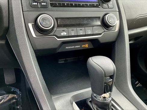 Used 2019 Honda Civic LX image 33