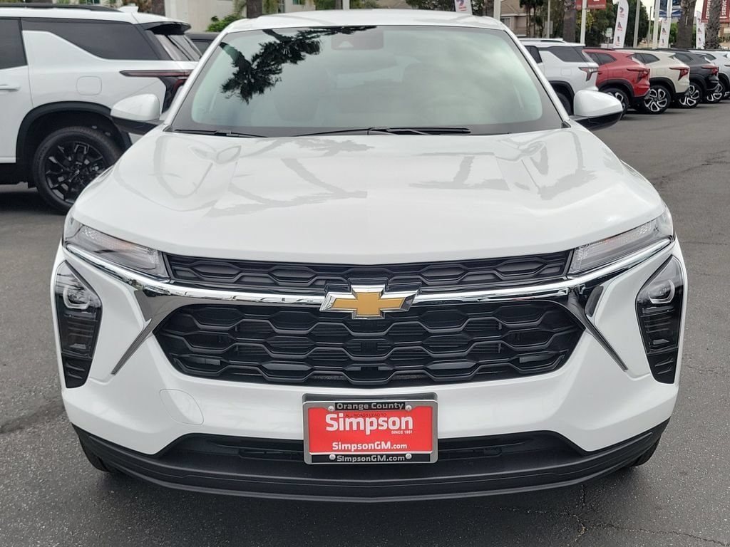 New 2026 Chevrolet Trax LS w/ LS Convenience Package FWD image 21