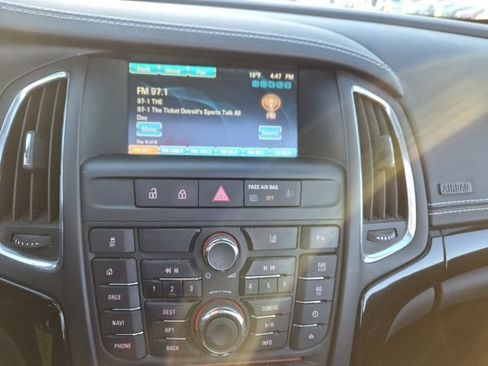 Used 2017 Buick Cascada Premium image 15