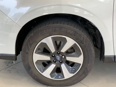 Used 2017 Subaru Forester 2.5i Limited AWD/4WD image 13