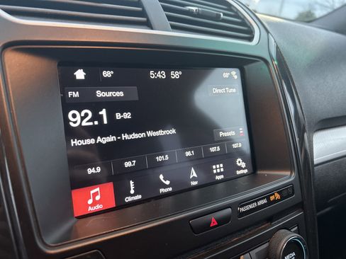 Used 2017 Ford Explorer XLT w/ Equipment Group 202A image 13