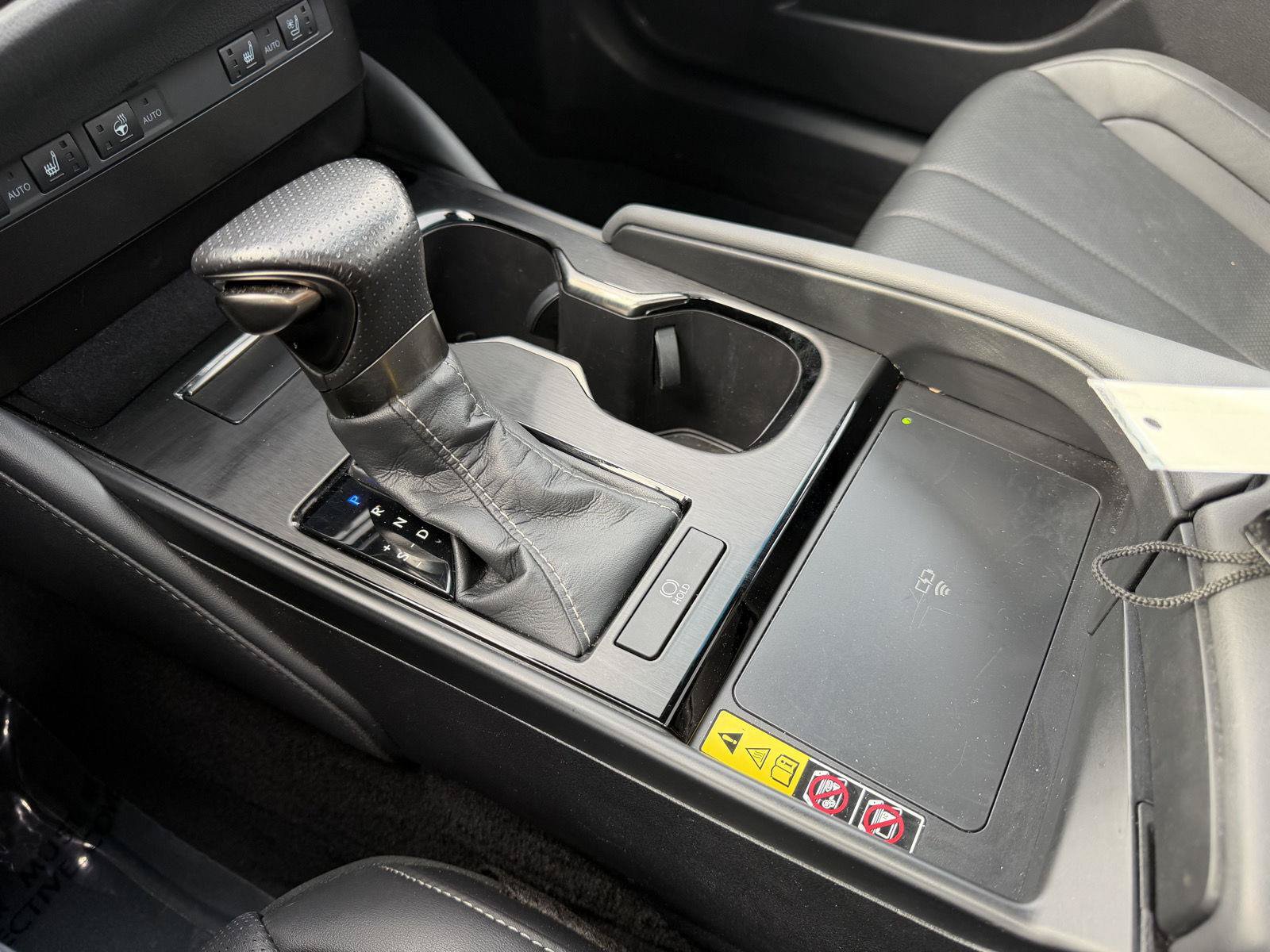 Used 2023 Lexus ES 350 F Sport w/ Accessory Package (Z2) FWD image 19