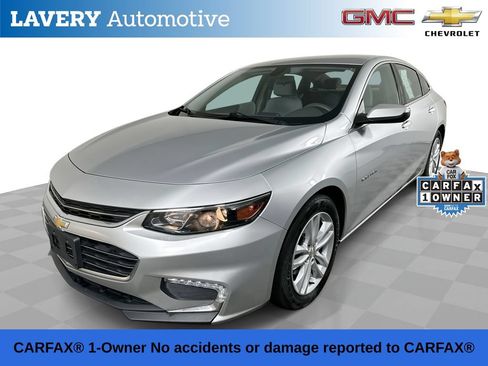 Used 2018 Chevrolet Malibu LT FWD image 1