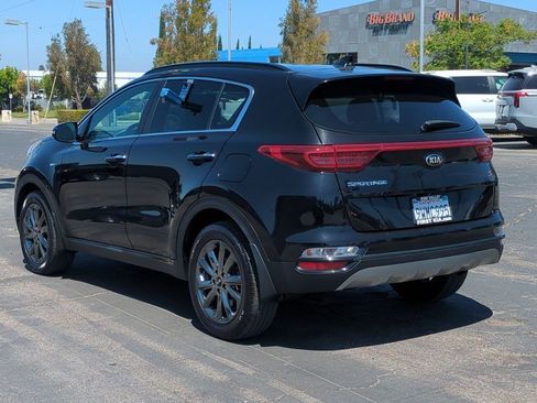 Used 2020 Kia Sportage S w/ S Premium Package AWD/4WD image 8
