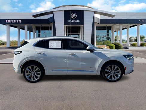 Used 2023 Buick Envision Avenir image 2