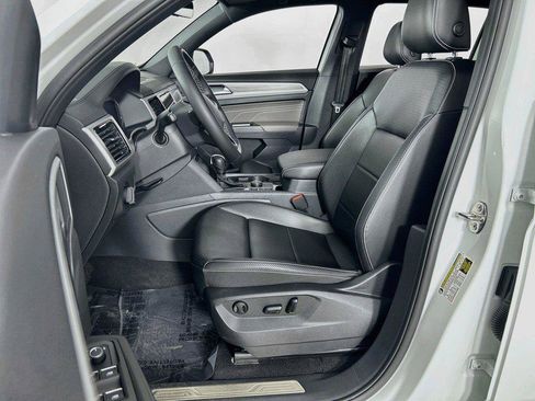 Used 2022 Volkswagen Atlas Cross Sport SE AWD/4WD image 20
