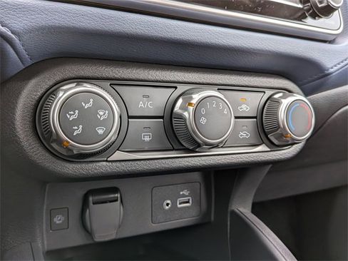 New 2025 Nissan Versa SV w/ Trunk Package image 19