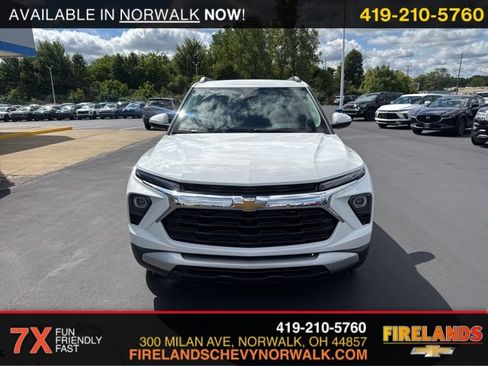 New 2026 Chevrolet TrailBlazer LT w/ Convenience Package image 2