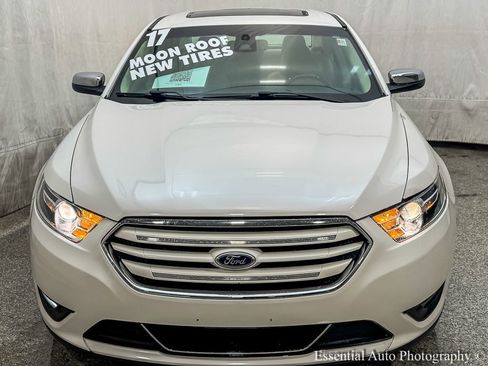Used 2017 Ford Taurus Limited image 6