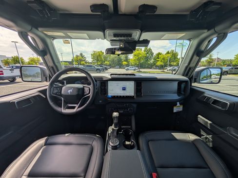 New 2026 Ford Bronco Badlands AWD/4WD image 12