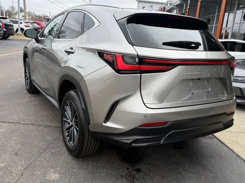 Used 2024 Lexus NX 350 AWD image 12