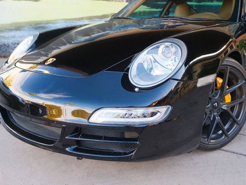 Used 2006 Porsche 911 Carrera 4S image 8