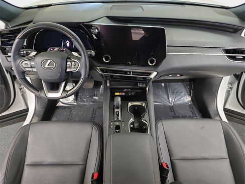 Used 2025 Lexus RX 350h image 9