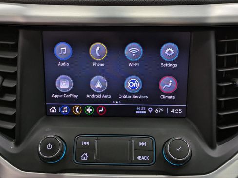 Used 2022 GMC Acadia SLE w/ Driver Convenience Package image 8