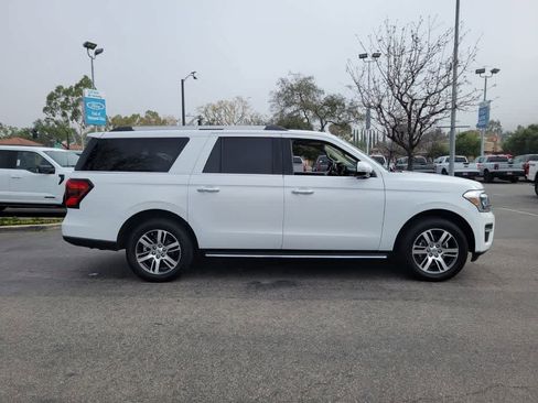 Used 2023 Ford Expedition Max Limited image 8