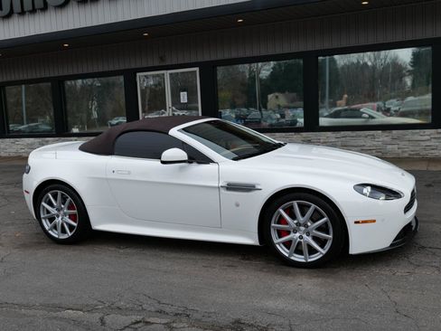 Used 2015 Aston Martin V8 Vantage S RWD image 84