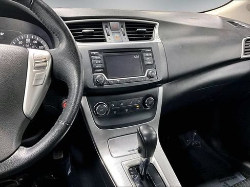 Used 2015 Nissan Sentra SR FWD image 10
