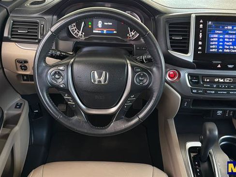 Used 2017 Honda Pilot EX-L image 16